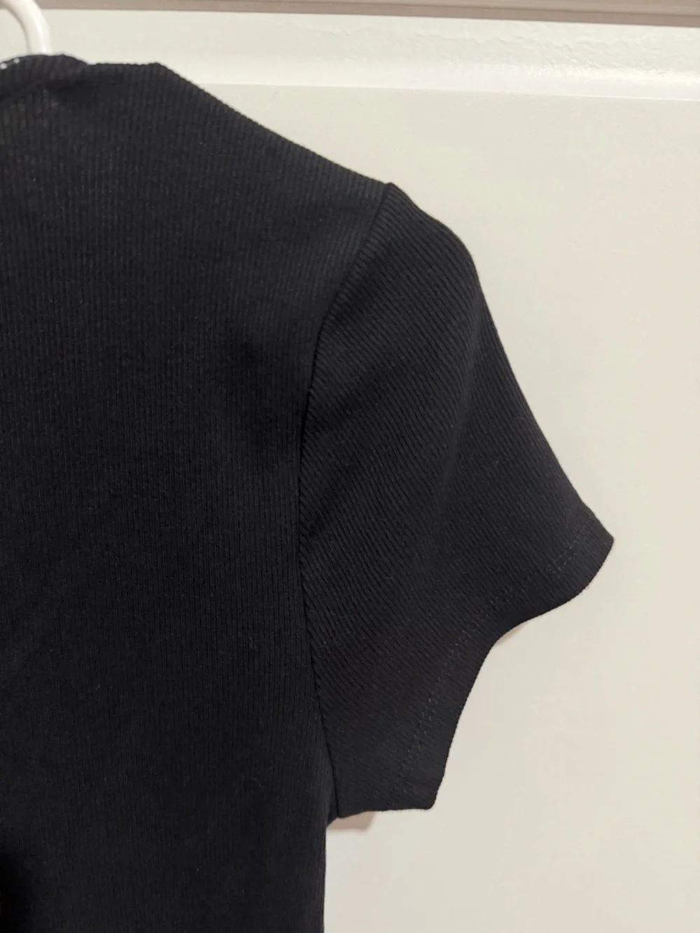 Old Navy Black Square Neck Short Sleeve Tee - Picture 4 of 4